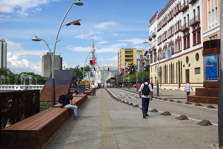 Bulevar de la Avenida Colombia